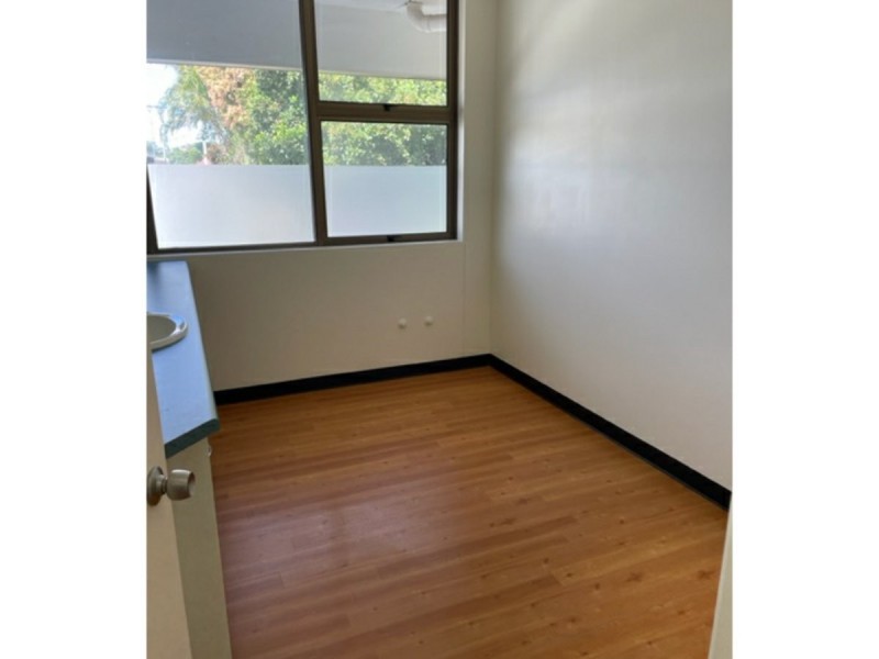 1000 Logan Road, Holland Park West QLD 4121