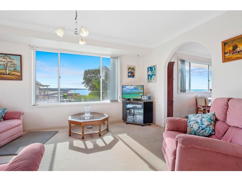 12 Mummaga Way, Dalmeny NSW 2546
