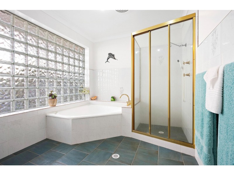 12 Mummaga Way, Dalmeny NSW 2546