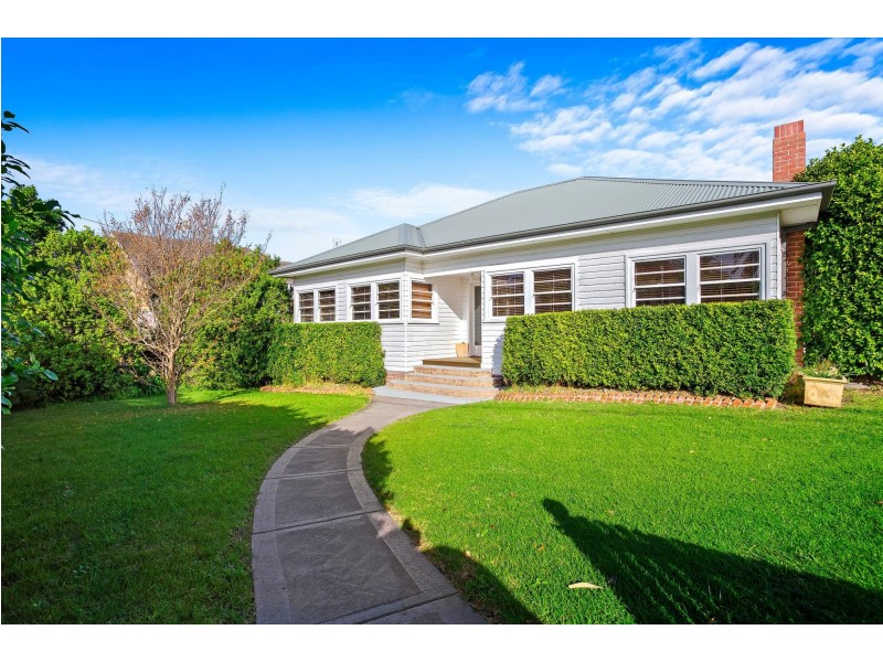 14 Tilba Street, Narooma NSW 2546