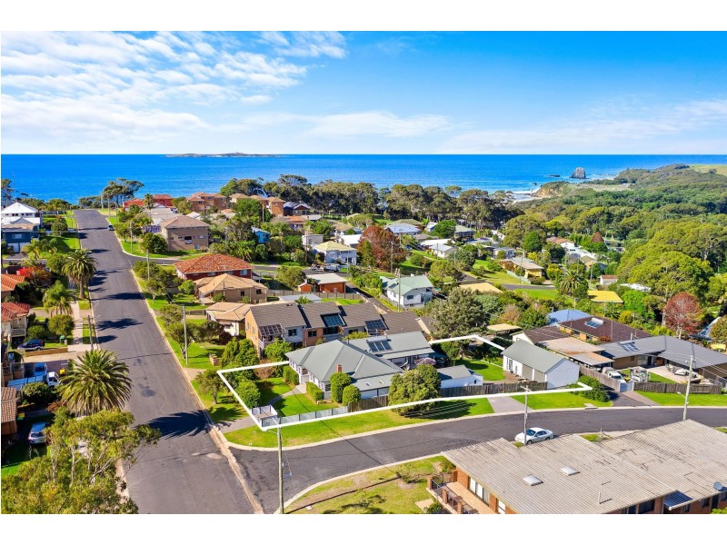 14 Tilba Street, Narooma NSW 2546