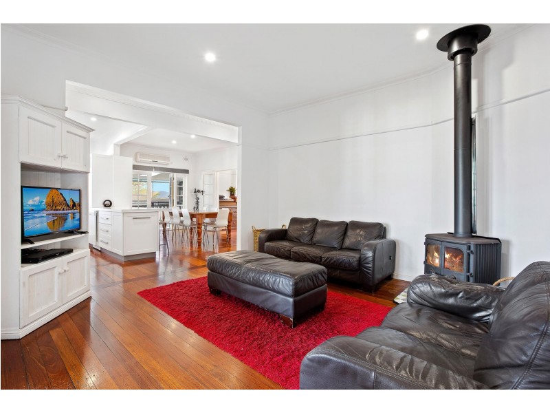 14 Tilba Street, Narooma NSW 2546