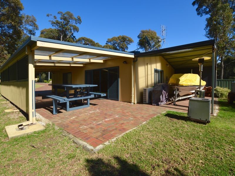 3 Maculata Circuit, Dalmeny NSW 2546