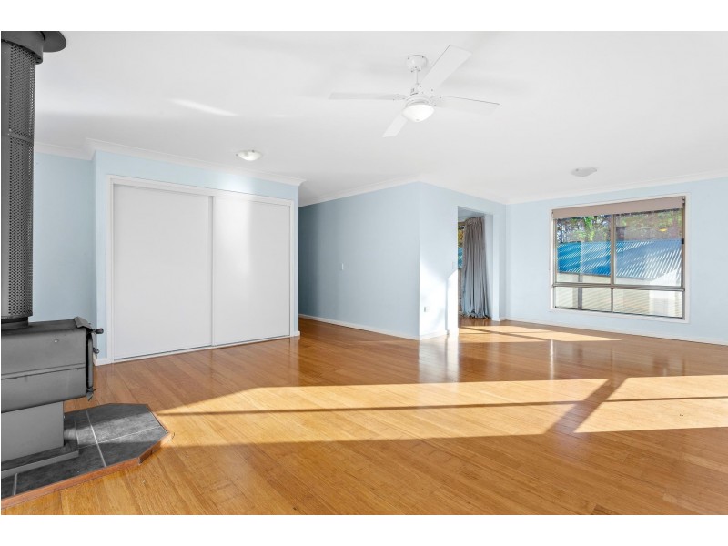 33 Goolara Avenue, Dalmeny NSW 2546