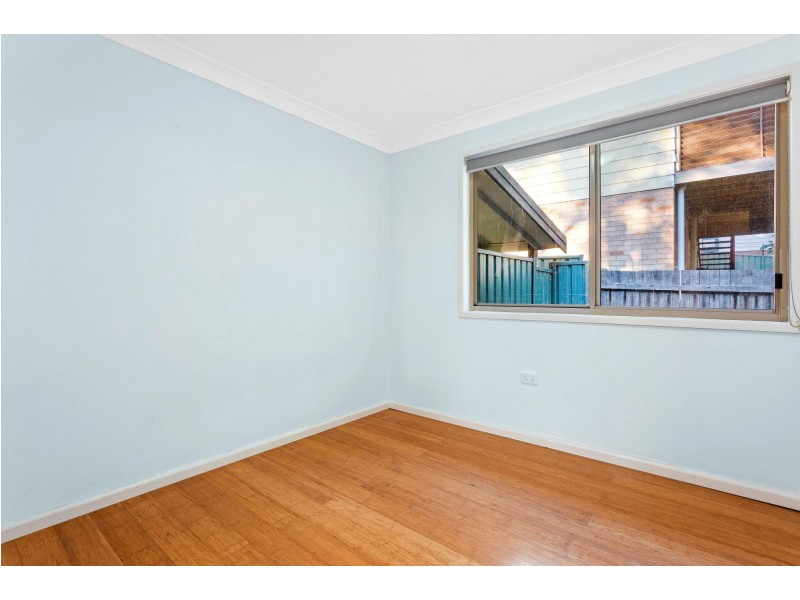 33 Goolara Avenue, Dalmeny NSW 2546