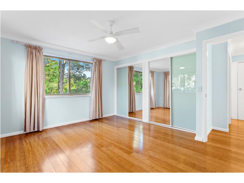 33 Goolara Avenue, Dalmeny NSW 2546