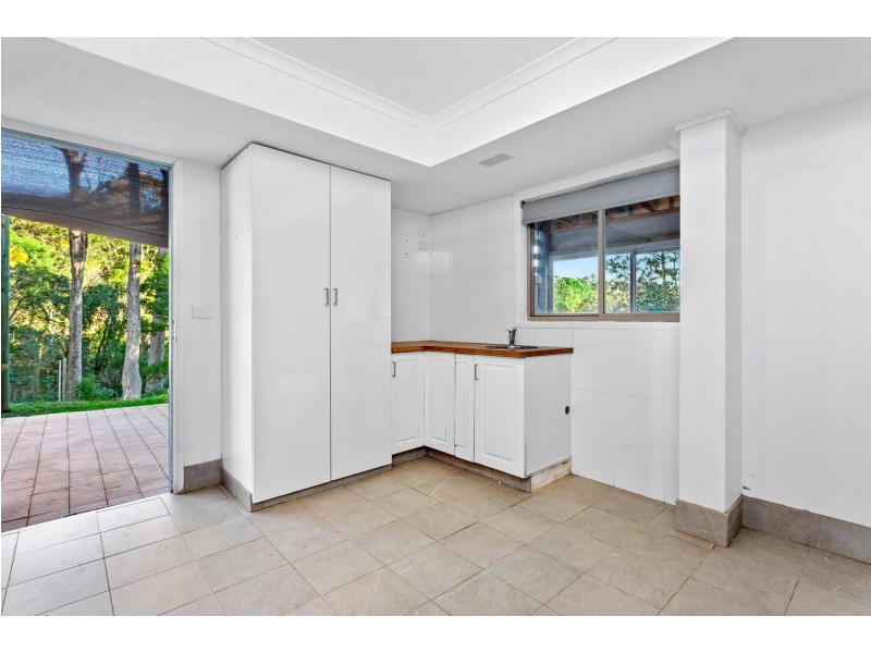 33 Goolara Avenue, Dalmeny NSW 2546