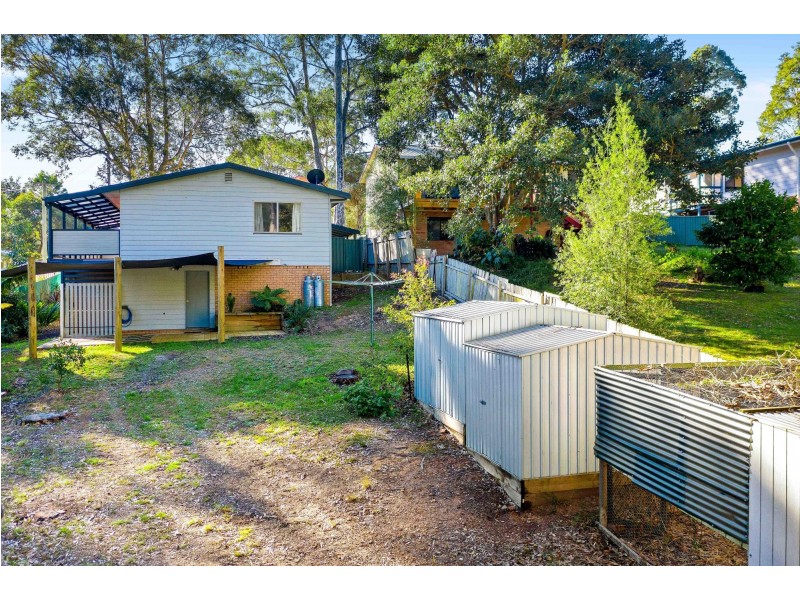 33 Goolara Avenue, Dalmeny NSW 2546