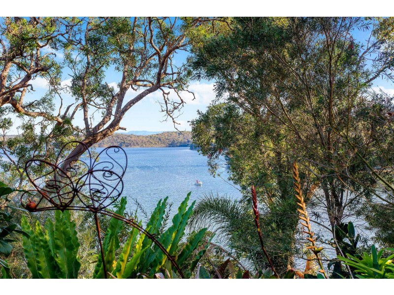 15 Flower Circuit, Akolele NSW 2546