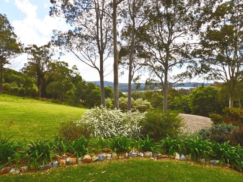 50 Rainforest Parkway, Narooma NSW 2546