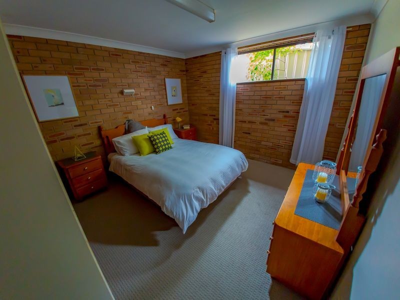 18 Sunnyside Crescent, Kianga NSW 2546