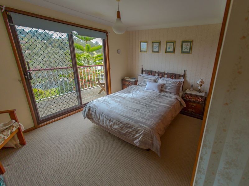 18 Sunnyside Crescent, Kianga NSW 2546