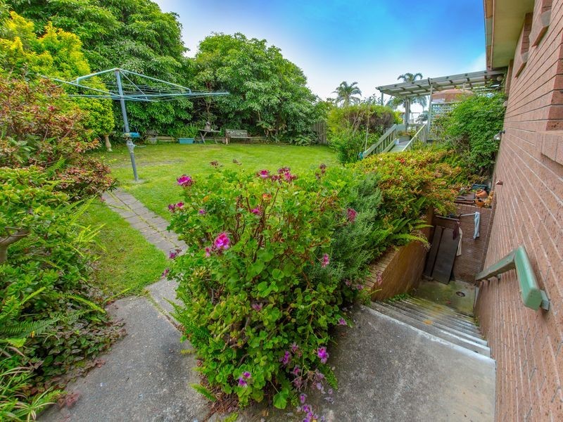 18 Sunnyside Crescent, Kianga NSW 2546