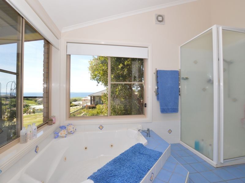 11 Dawn Parade, Kianga NSW 2546