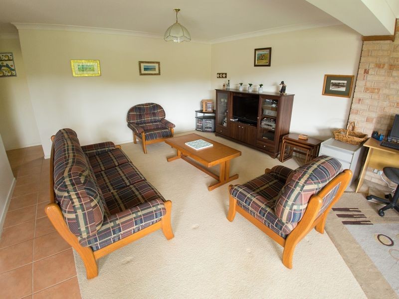 18 Sunnyside Crescent, Kianga NSW 2546