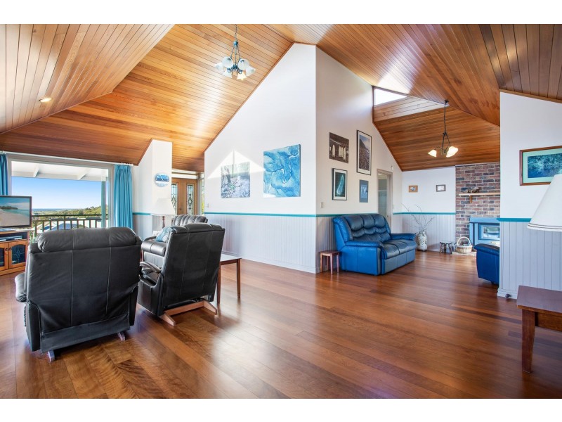 15 Dawn Parade, Kianga NSW 2546