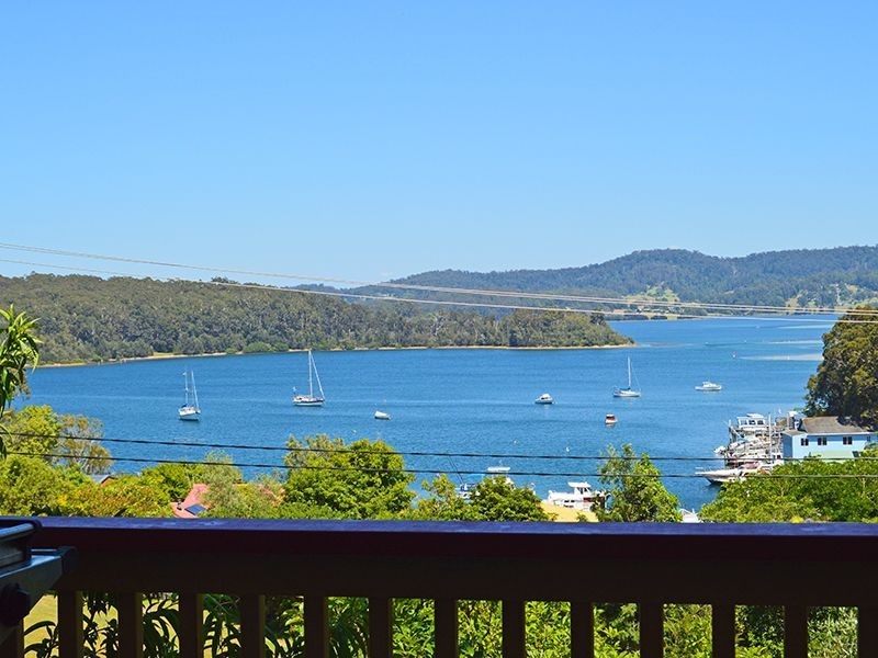 11 Taylor Street, Narooma NSW 2546