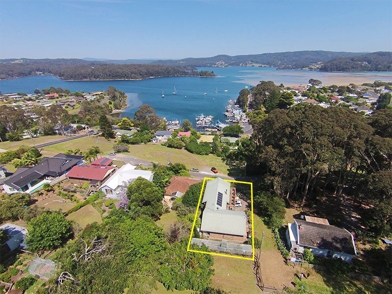 11 Taylor Street, Narooma NSW 2546