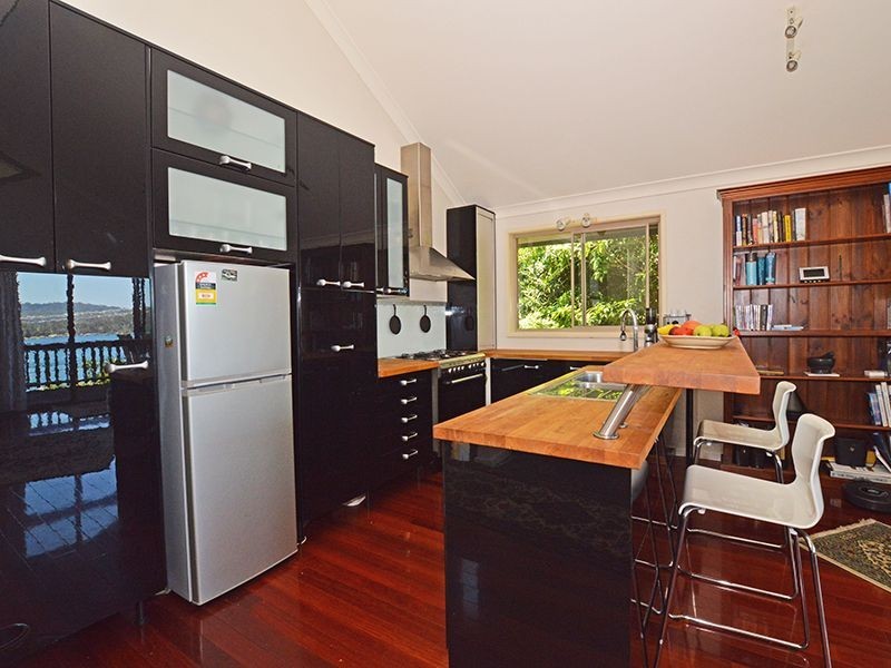 11 Taylor Street, Narooma NSW 2546