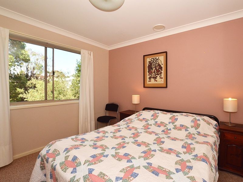 11 Taylor Street, Narooma NSW 2546