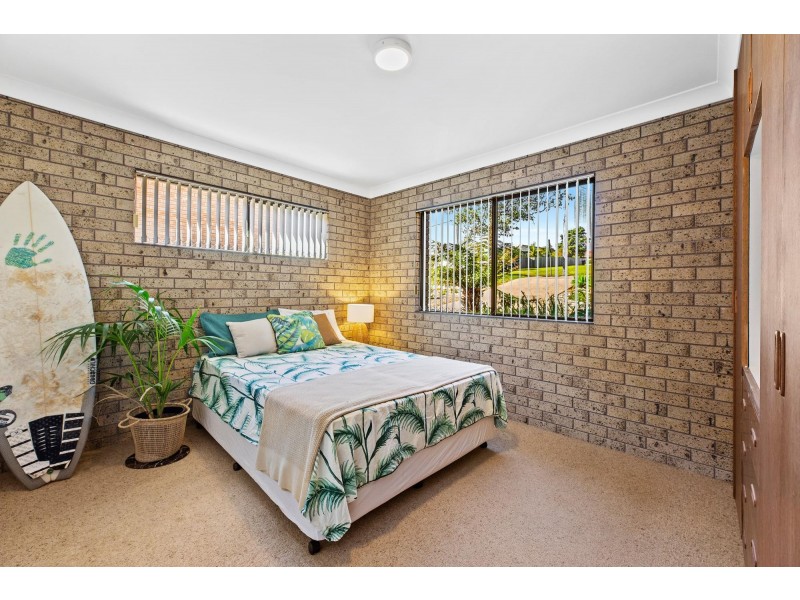 5 Lakeside Drive, Kianga NSW 2546