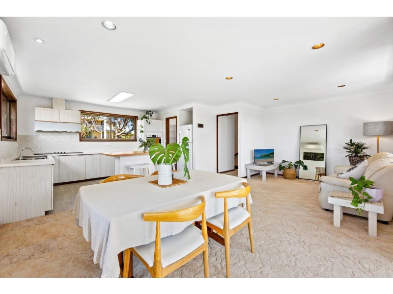 5 Lakeside Drive, Kianga NSW 2546