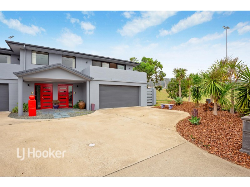 1/6 Binalong Street, Dalmeny NSW 2546