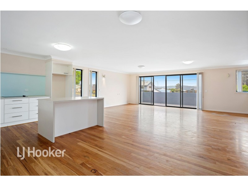 1/6 Binalong Street, Dalmeny NSW 2546