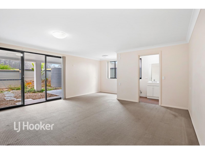 1/6 Binalong Street, Dalmeny NSW 2546