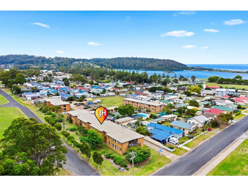 3/16 McMillan Road, Narooma NSW 2546