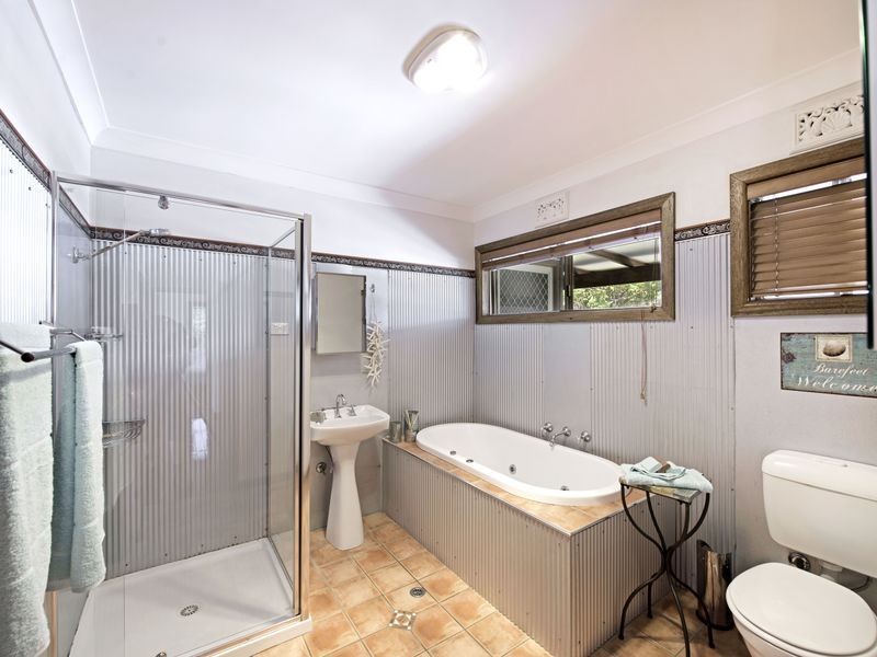 202 Mystery Bay Road, Mystery Bay NSW 2546