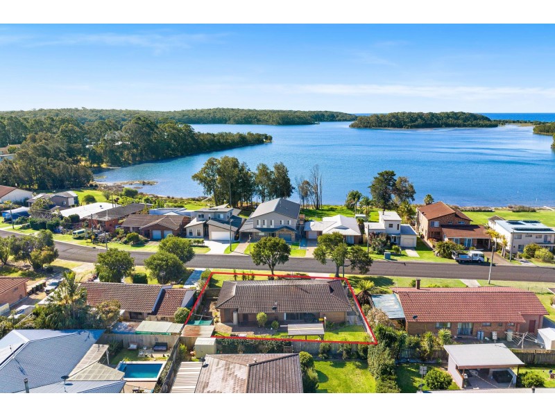 12 Myuna st, Dalmeny NSW 2546