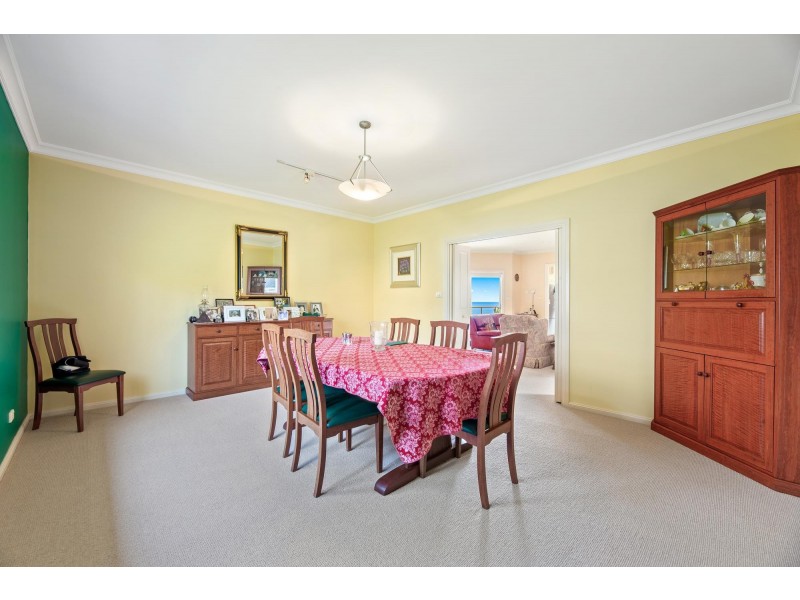 38 Warbler Crescent, North Narooma NSW 2546