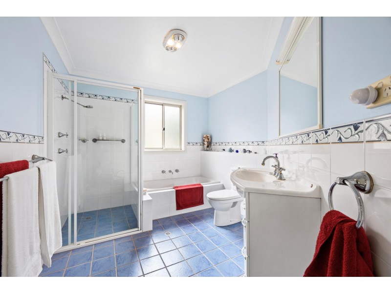 38 Warbler Crescent, North Narooma NSW 2546