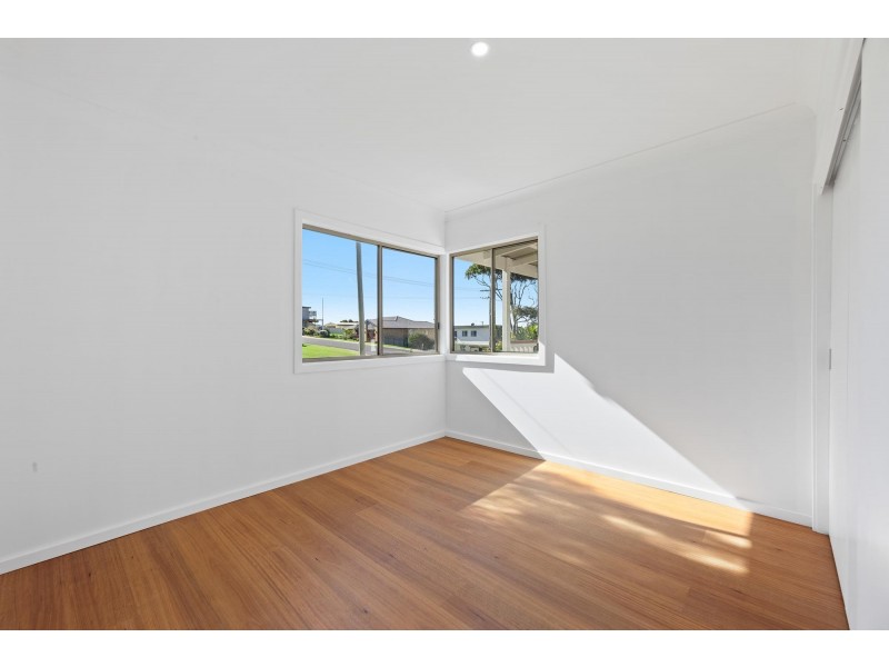 8 Ernest Street, Dalmeny NSW 2546