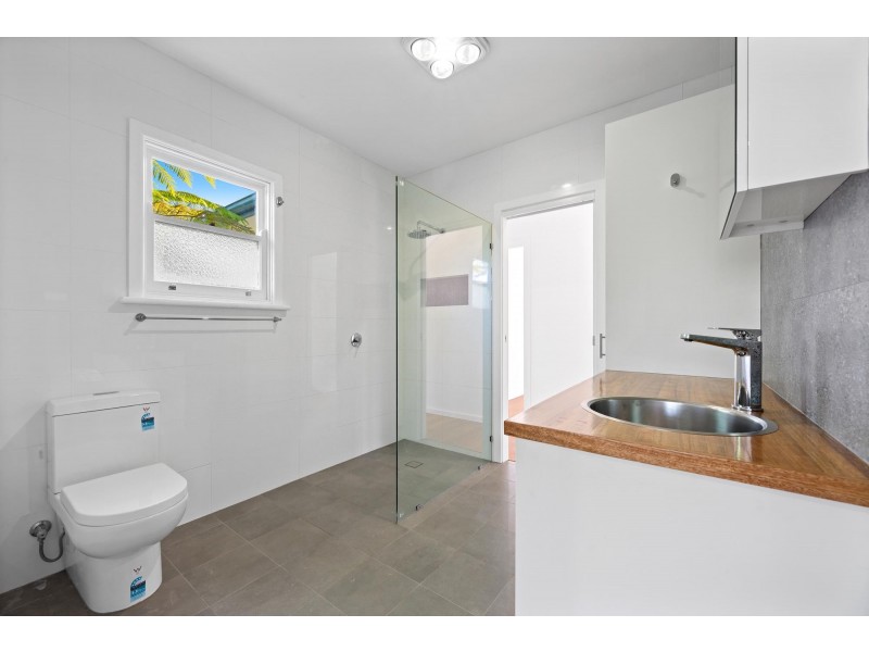 8 Ernest Street, Dalmeny NSW 2546