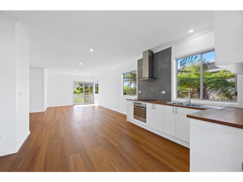 8 Ernest Street, Dalmeny NSW 2546