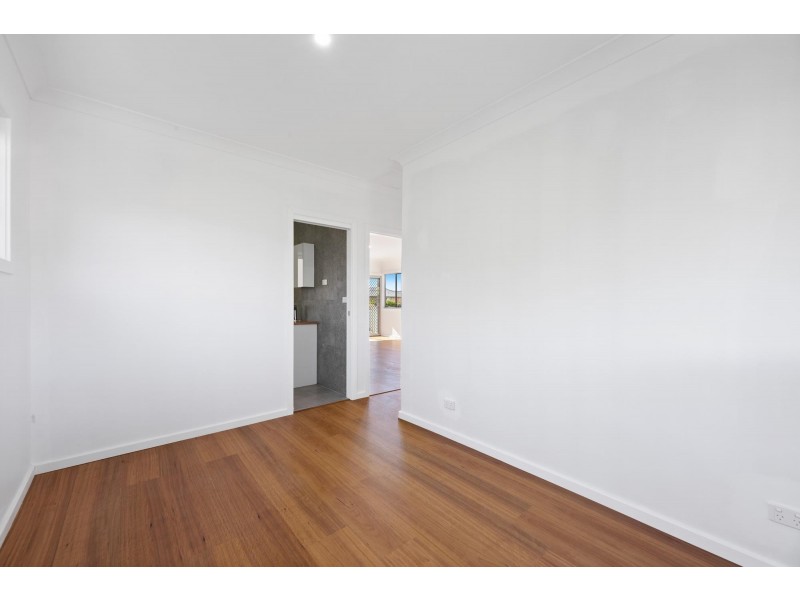 8 Ernest Street, Dalmeny NSW 2546