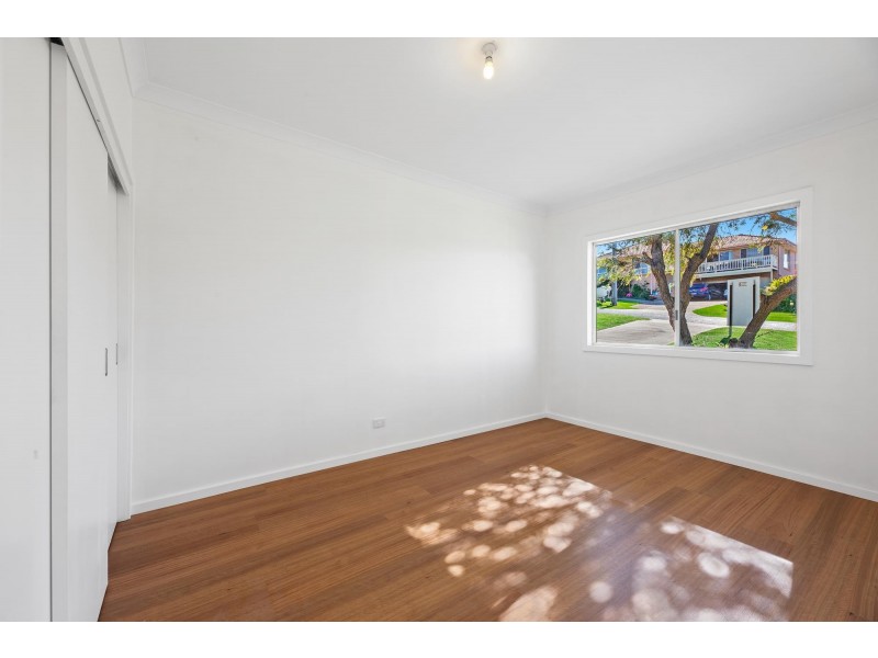 8 Ernest Street, Dalmeny NSW 2546