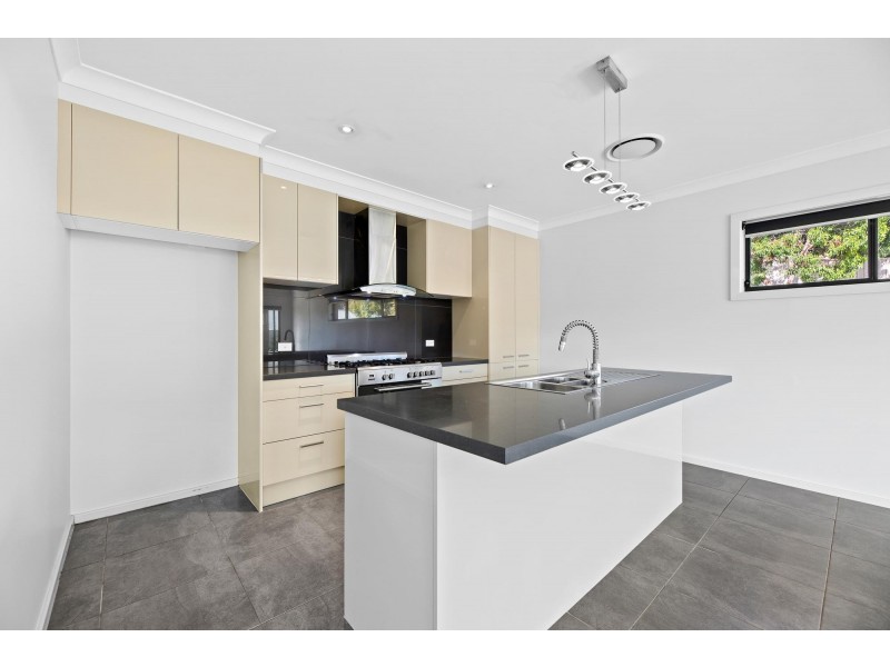 8 Dulip Close, Dalmeny NSW 2546