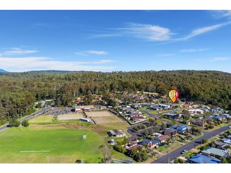 8 Dulip Close, Dalmeny NSW 2546