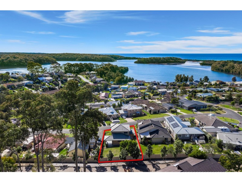 8 Dulip Close, Dalmeny NSW 2546