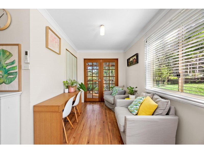 25 Goolara Avenue, Dalmeny NSW 2546