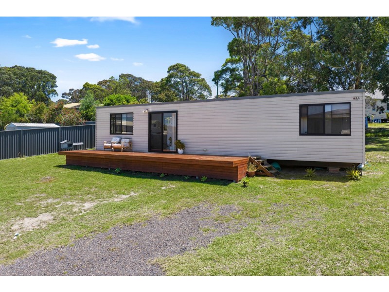 31 Yabbarra Drive, Dalmeny NSW 2546
