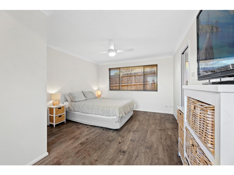 105 Dalmeny Drive, Kianga NSW 2546