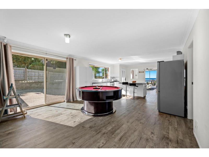 105 Dalmeny Drive, Kianga NSW 2546