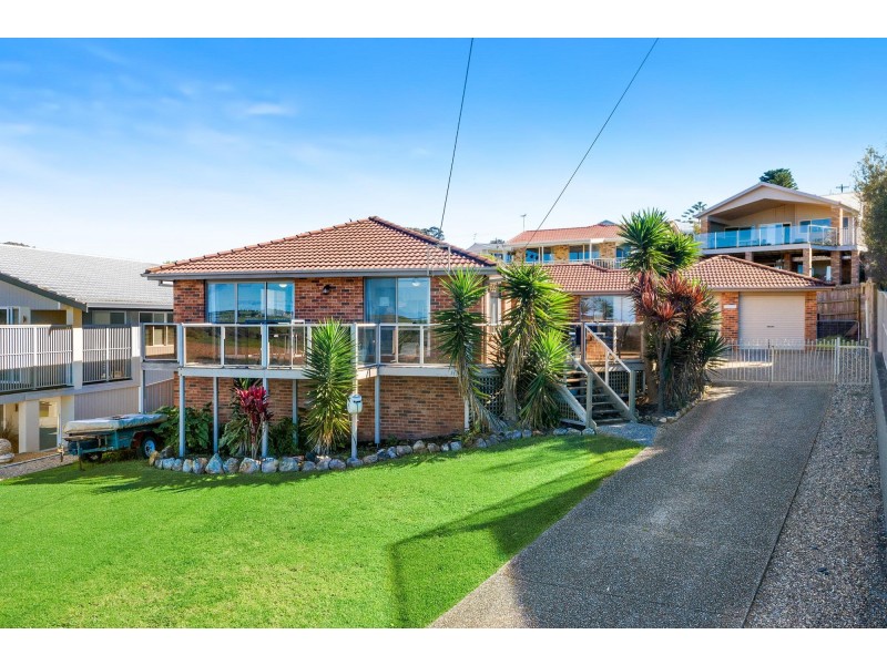 105 Dalmeny Drive, Kianga NSW 2546