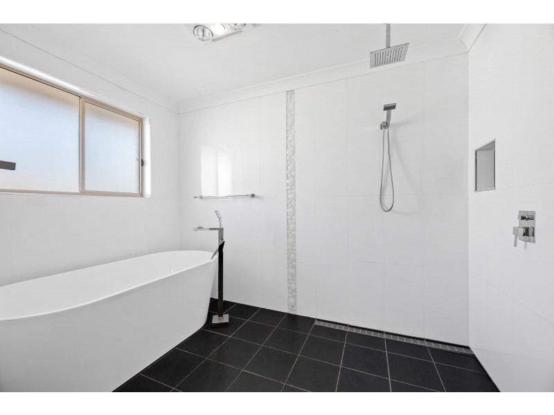 105 Dalmeny Drive, Kianga NSW 2546