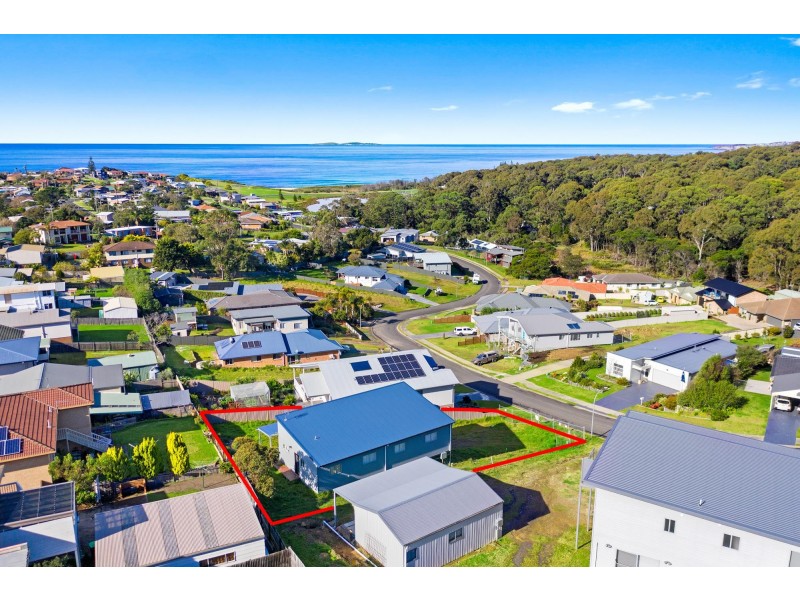 25 Yabbarra Drive, Dalmeny NSW 2546