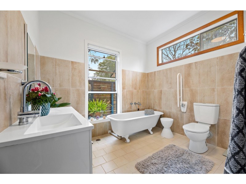 77 O’Connell Point Road, Wallaga Lake NSW 2546